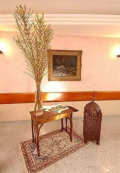 圣杰罗姆酒店 3* 涡克拉格