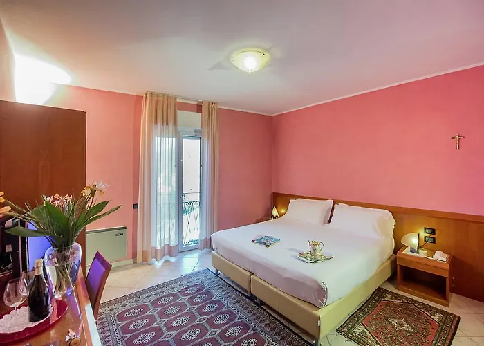 Hotel San Gerolamo 3*