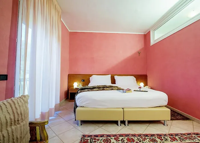 San Gerolamo Hotel 3*