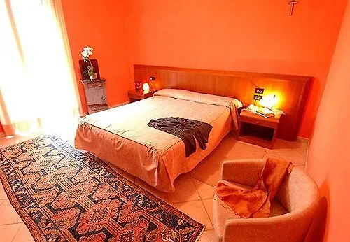 Hotel San Gerolamo 3*