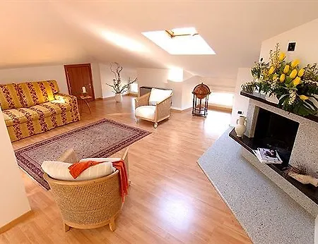 Hotel San Gerolamo 3*